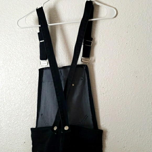 Black Skinny Fit Cross-Back Distressed Overalls Size 4/6 W28 - Picture 5 of 11